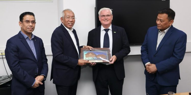 UniKL becomes the first university in SEA to collaborate with global licencing body