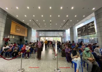 Mixed reaction at UniKL’s first day of July 2022 Intake registration