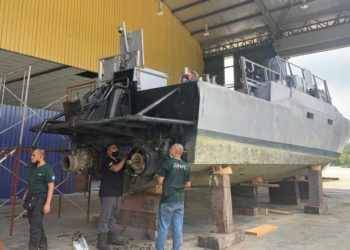 UniKL commences smart refit work on CB90H 102