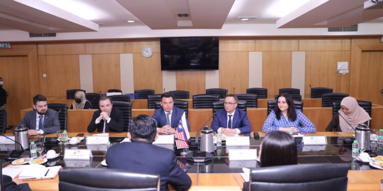 UniKL, MAI forge pathways for collaborative ventures in aviation education