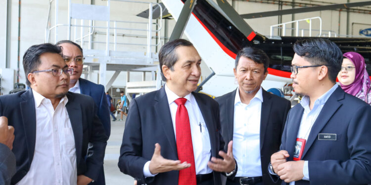 New Chairman of MARA Corp conducts first working visit to UniKL MIAT
