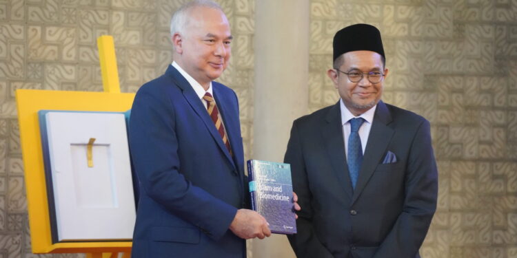 UniKL RCMP’s Chairman joins University of Chicago expert to bridge ‘Islam and Biomedicine’