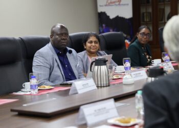 UniKL shares expertise in TVET blended learning with Commonwealth of Learning