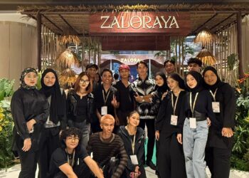 “Ibu Zain: the Legacy of Grace” earns Best Influential Fashion Designer Award