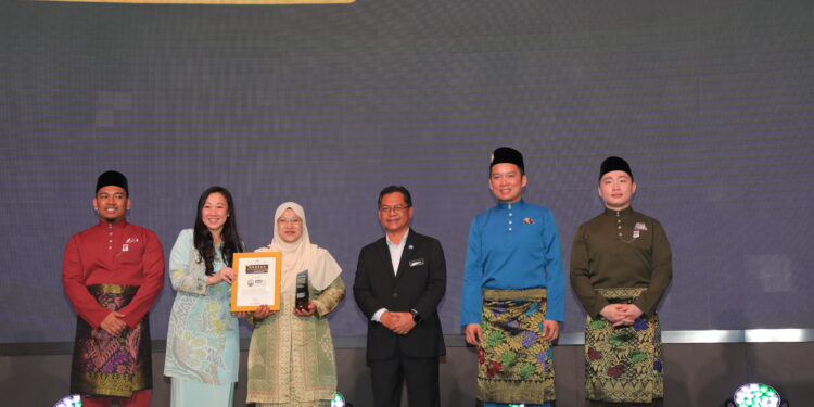 UniKL listed in Employers’ Choice Award for second consecutive year