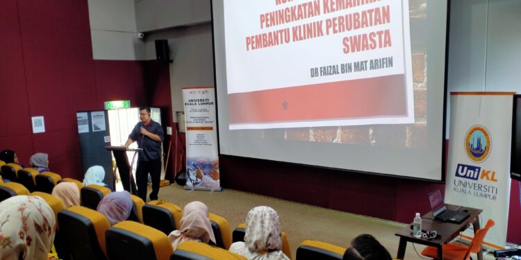 Private clinic training for safer healthcare