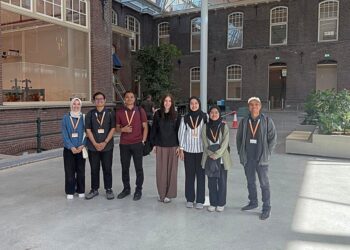 UniKL students tackle Sabak Bernam flooding in global internship programme