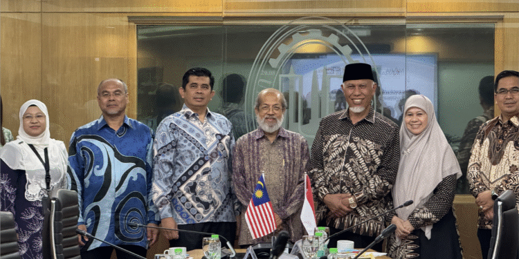 UniKL to strengthen TVET opportunities for West Sumatra Huffaz students