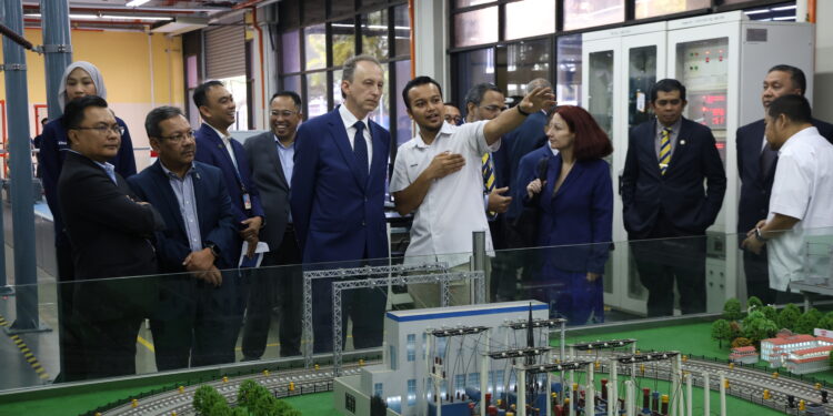 4th International Railway Forum 2025 urges digitalisation and AI shift