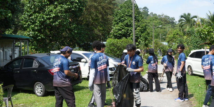 UniKL MESTECH students extend support to Orang Asli community