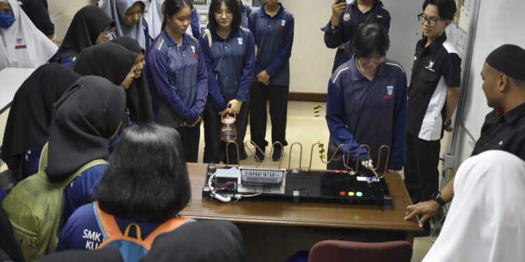 UniKL BMI, CWAL inspire 120 schoolgirls to pursue STEM futures