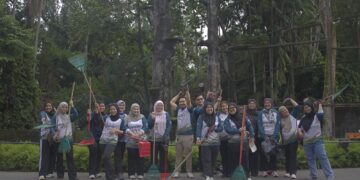 UniKL RCMP Nursing students champion environmental responsibility at Zoo Taiping