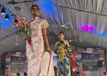 UniKL MIDI students bring Malaysian cultural heritage to International Fashion Week